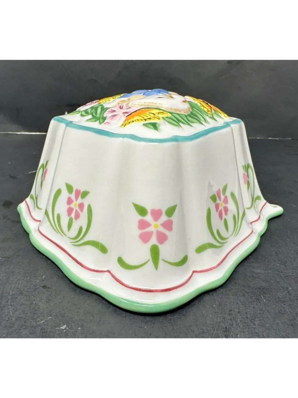 LE CORDON BLEU LAMB Butterflies Porcelain Mould Wall Decor Franklin Mint